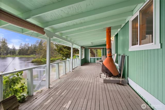 Property photo for 2206 W Starlake Drive, Elma photo 5