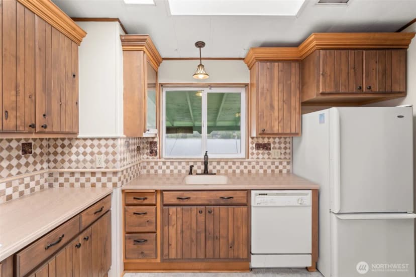 Property photo for 2206 W Starlake Drive, Elma photo 24
