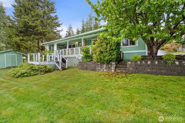Property photo for 2206 W Starlake Drive, Elma photo 3