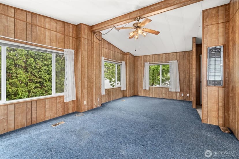 Property photo for 2206 W Starlake Drive, Elma photo 32