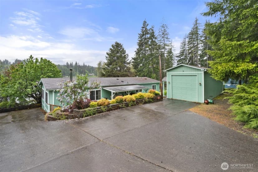 Property photo for 2206 W Starlake Drive, Elma
