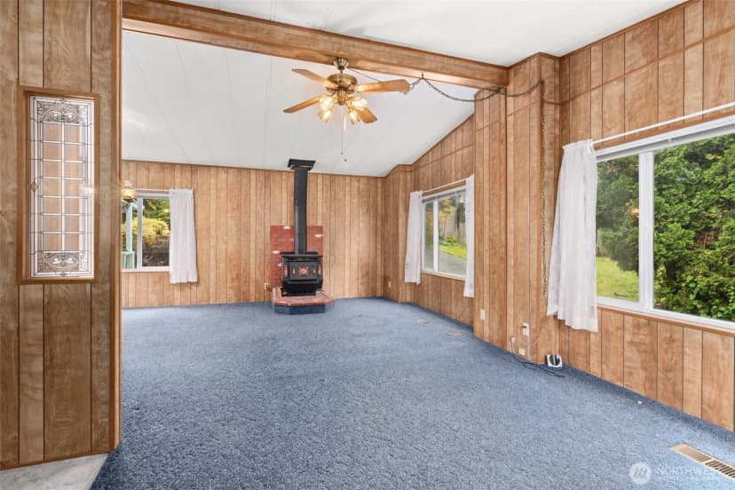 Property photo for 2206 W Starlake Drive, Elma photo 34