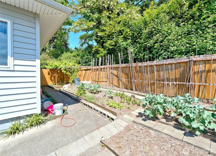 Property photo for 423 Lind Avenue Sw, Renton photo 26