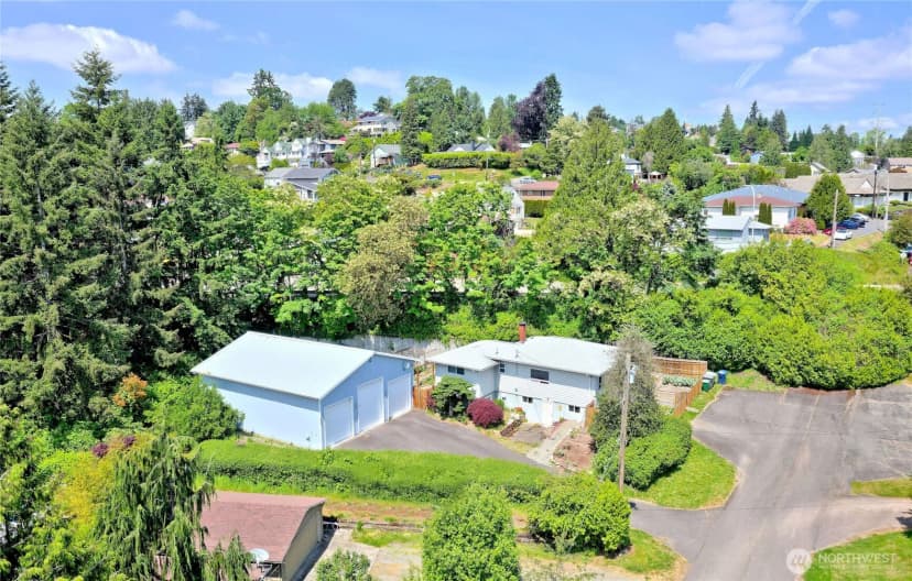 Property photo for 423 Lind Avenue Sw, Renton photo 32