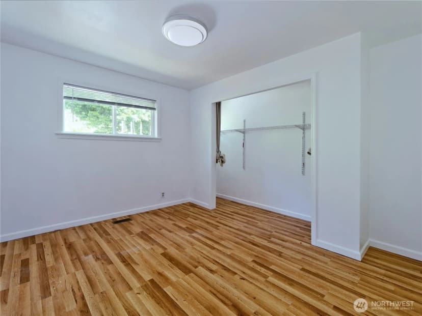 Property photo for 423 Lind Avenue Sw, Renton photo 14