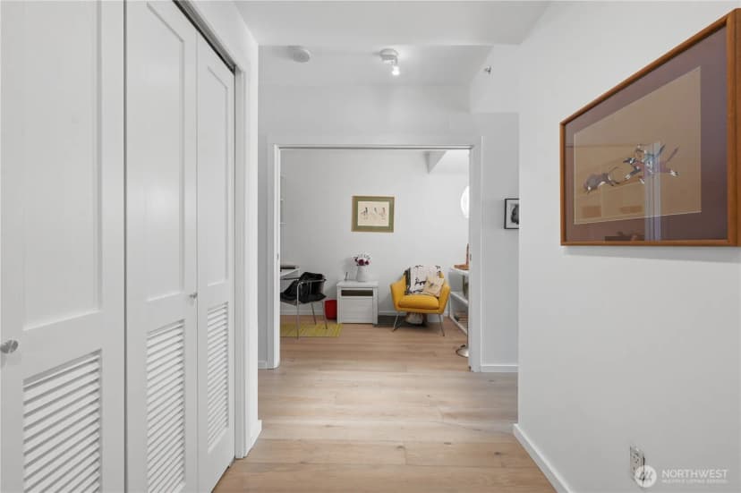 Property photo for 76 Cedar Street #611, Seattle photo 17
