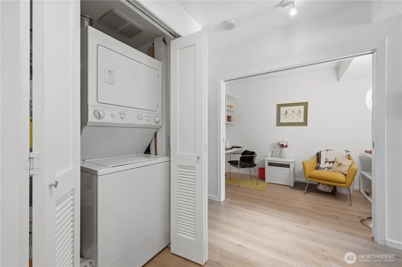 Property photo for 76 Cedar Street #611, Seattle photo 19