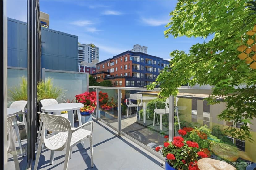 Property photo for 76 Cedar Street #611, Seattle photo 8