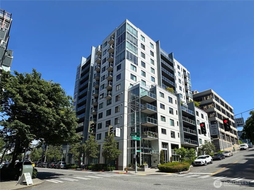 Property photo for 76 Cedar Street #611, Seattle photo 30