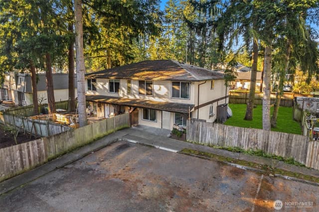 Property photo for 18332 Hurst Road, Lynnwood photo 2