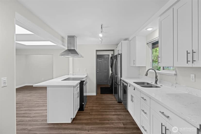 Property photo for 2157 N 122nd Street, Seattle photo 15