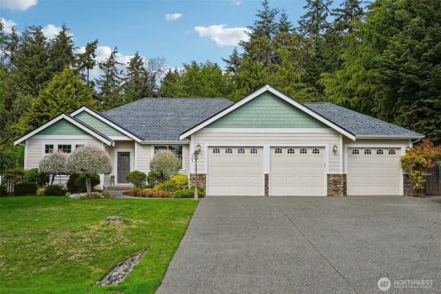 Property photo for 1043 Potlatch Dr, Fox Island