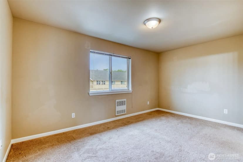 Property photo for 1727 98th Pl Sw, Everett photo 16