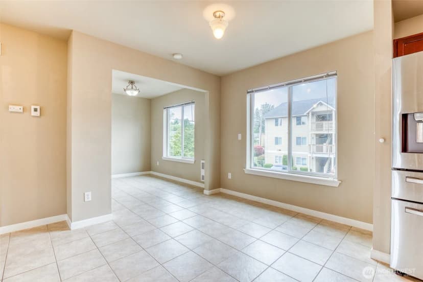 Property photo for 1727 98th Pl Sw, Everett photo 11