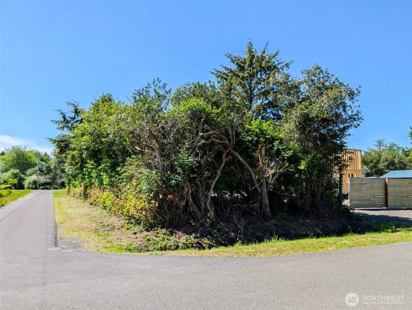 Property photo for 159 S Oar Loop Sw, Ocean Shores photo 12