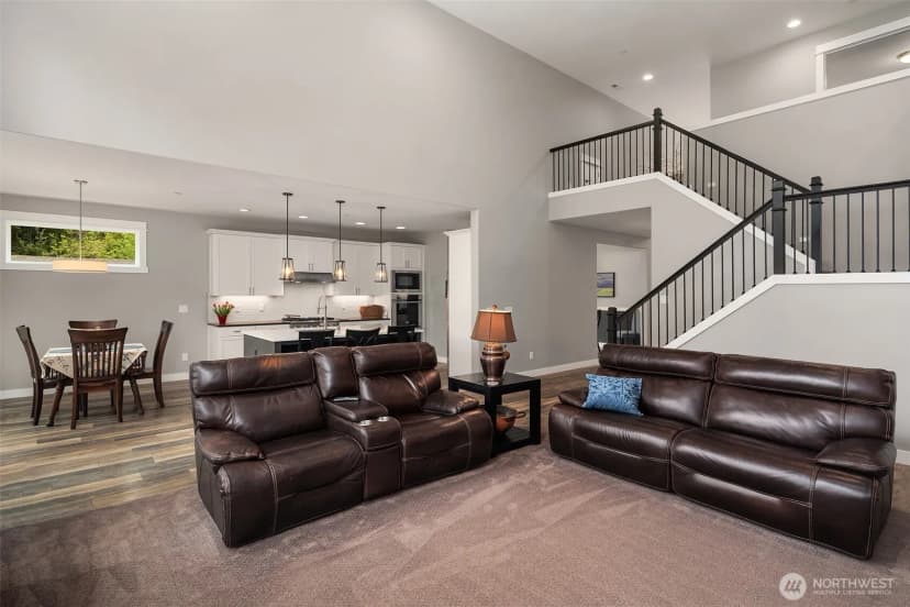 Property photo for 13041 56th Avenue S, Tukwila photo 24