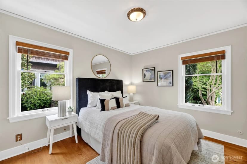 Property photo for 4036 44th Avenue Sw, Seattle photo 13