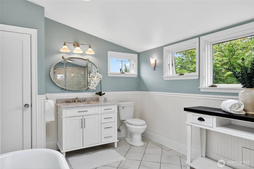 Property photo for 4036 44th Avenue Sw, Seattle photo 21