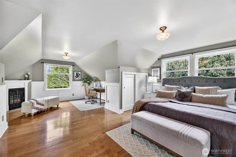 Property photo for 4036 44th Avenue Sw, Seattle photo 17