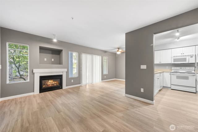Property photo for 15150 140th Way Se #h103, Renton photo 3