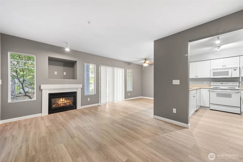 Property photo for 15150 140th Way Se #h103, Renton photo 3