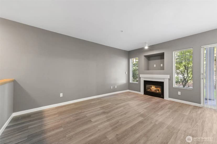 Property photo for 15150 140th Way Se #h103, Renton photo 11