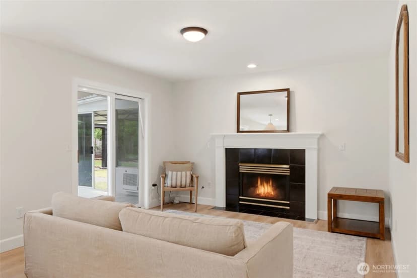 Property photo for 5708 60th Street W, University Place photo 13