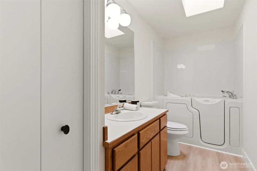Property photo for 5708 60th Street W, University Place photo 22