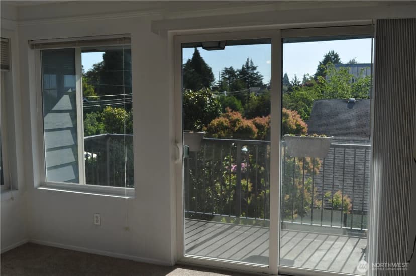 Property photo for 10110 Greenwood Avenue N #306, Seattle photo 7