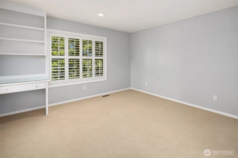 Property photo for 842 84th Avenue Ne, Medina photo 29