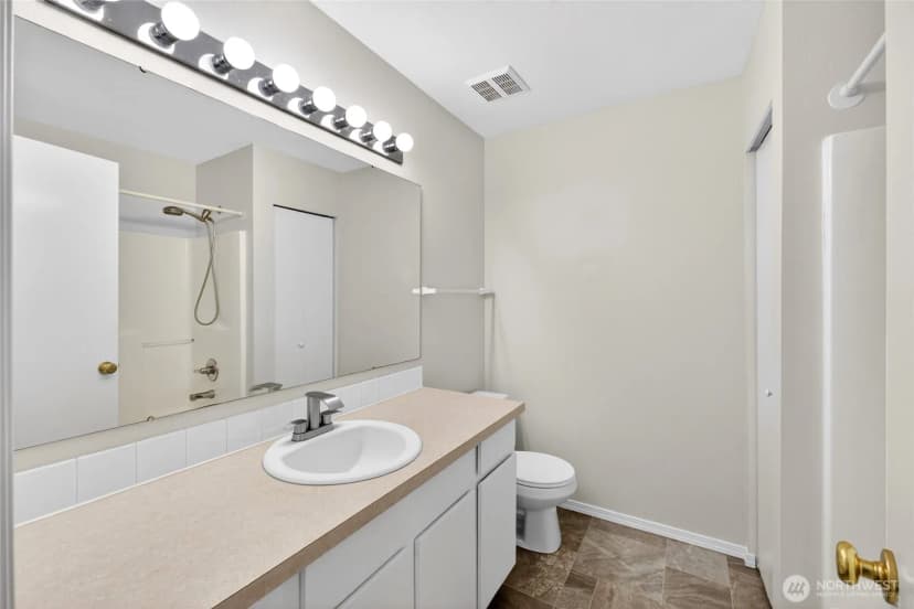 Property photo for 7418 207th Avenue E, Bonney Lake photo 16