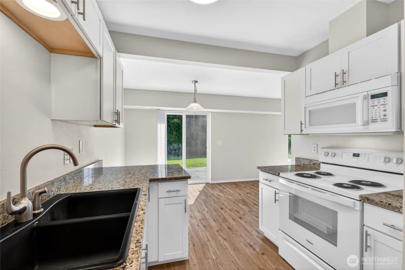 Property photo for 7418 207th Avenue E, Bonney Lake photo 6