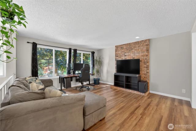 Property photo for 25312 144th Place Se, Kent photo 5