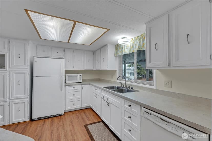 Property photo for 47 Juniper Mobile Estates, Sequim photo 12
