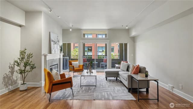 Property photo for 526 1st Avenue S #314, Seattle photo 3