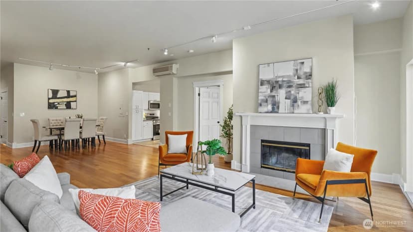 Property photo for 526 1st Avenue S #314, Seattle photo 4