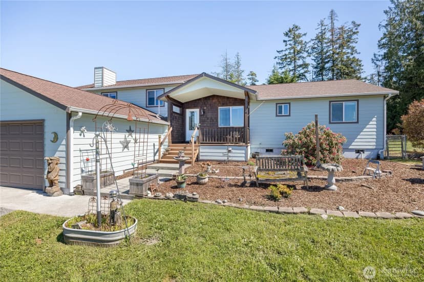 Property photo for 80 Sunshine Plaza, Sequim photo 36