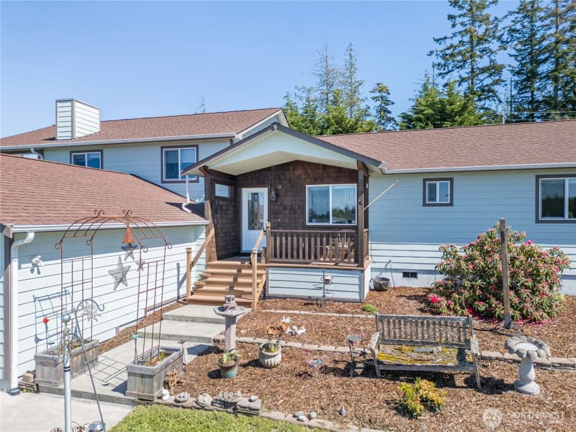 Property photo for 80 Sunshine Plaza, Sequim photo 38