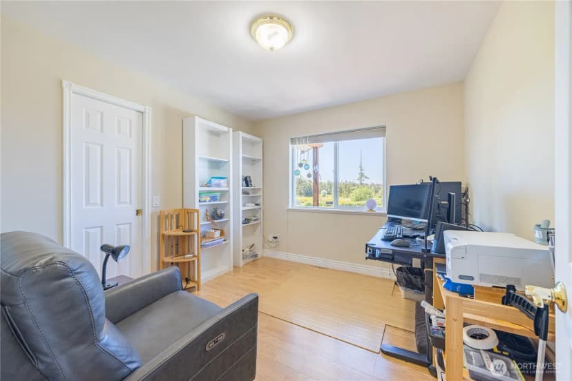 Property photo for 80 Sunshine Plaza, Sequim photo 15