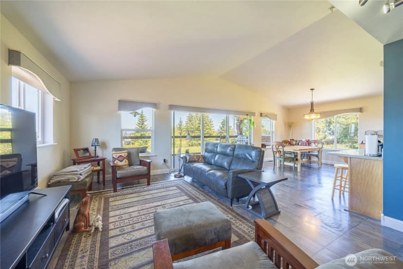 Property photo for 80 Sunshine Plaza, Sequim photo 6