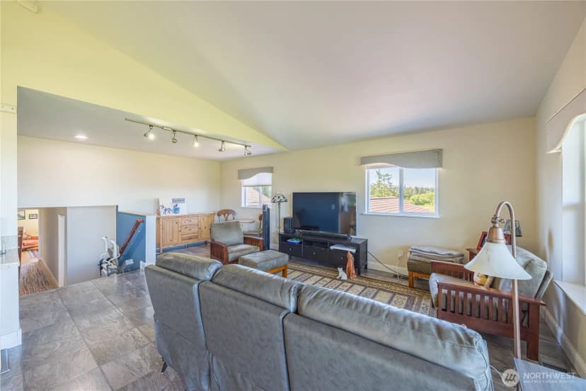 Property photo for 80 Sunshine Plaza, Sequim photo 21
