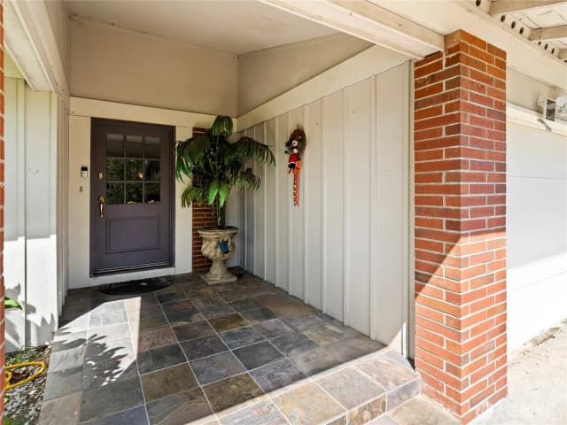 Property photo for 32416 29th Avenue Sw, Federal Way photo 3