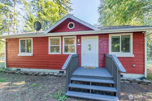 Property photo for 231 Paradise Drive #a, Ashford photo 4