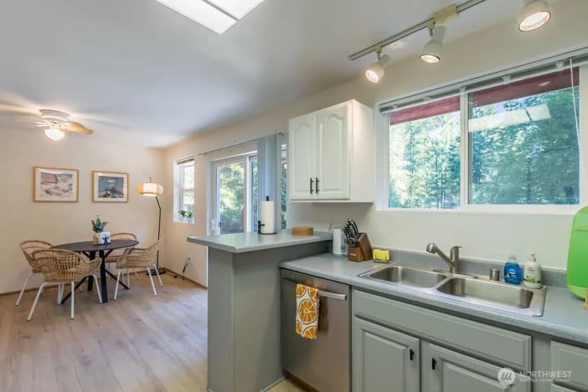 Property photo for 231 Paradise Drive #a, Ashford photo 14
