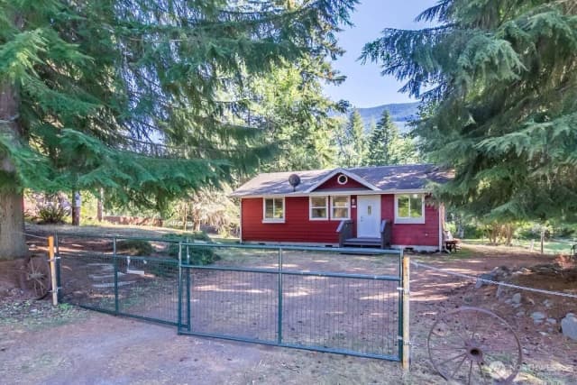 Property photo for 231 Paradise Drive #a, Ashford photo 3