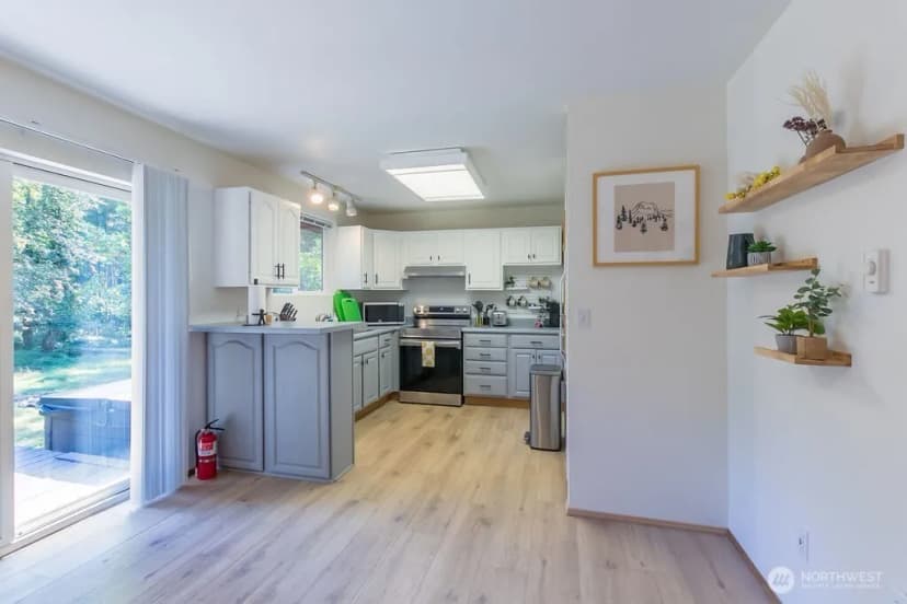 Property photo for 231 Paradise Drive #a, Ashford photo 11