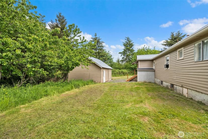 Property photo for 702 King Road, Winlock photo 19
