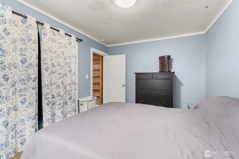 Property photo for 702 King Road, Winlock photo 10