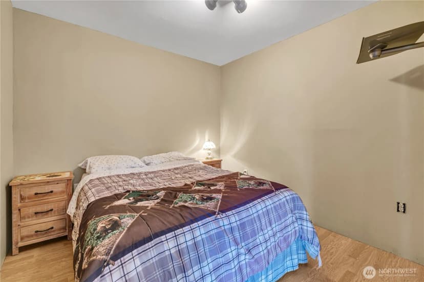 Property photo for 39420 Ski Park Road E, Eatonville photo 9