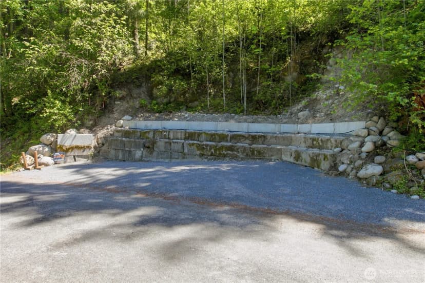 Property photo for 39420 Ski Park Road E, Eatonville photo 23